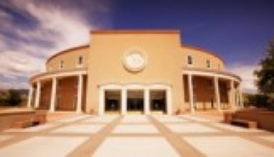 Santa-Fe-Round-House